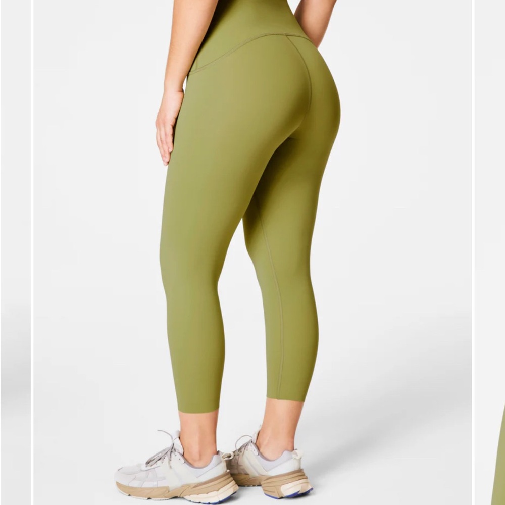 SPANX Booty Boost 7/8 leggings NWT SZ XS color CYPRESS - Picture 3 of 4